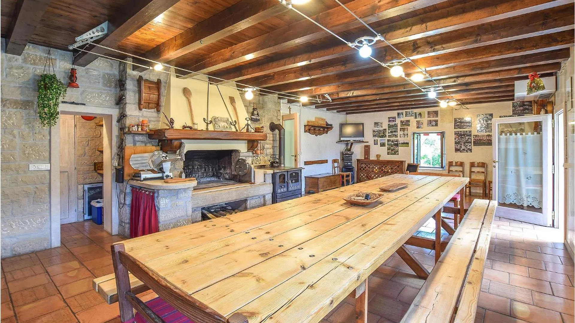Holiday home Stunning Home In Borgo Valbelluna With Kitchen Sant'Antonio Tortal Italy