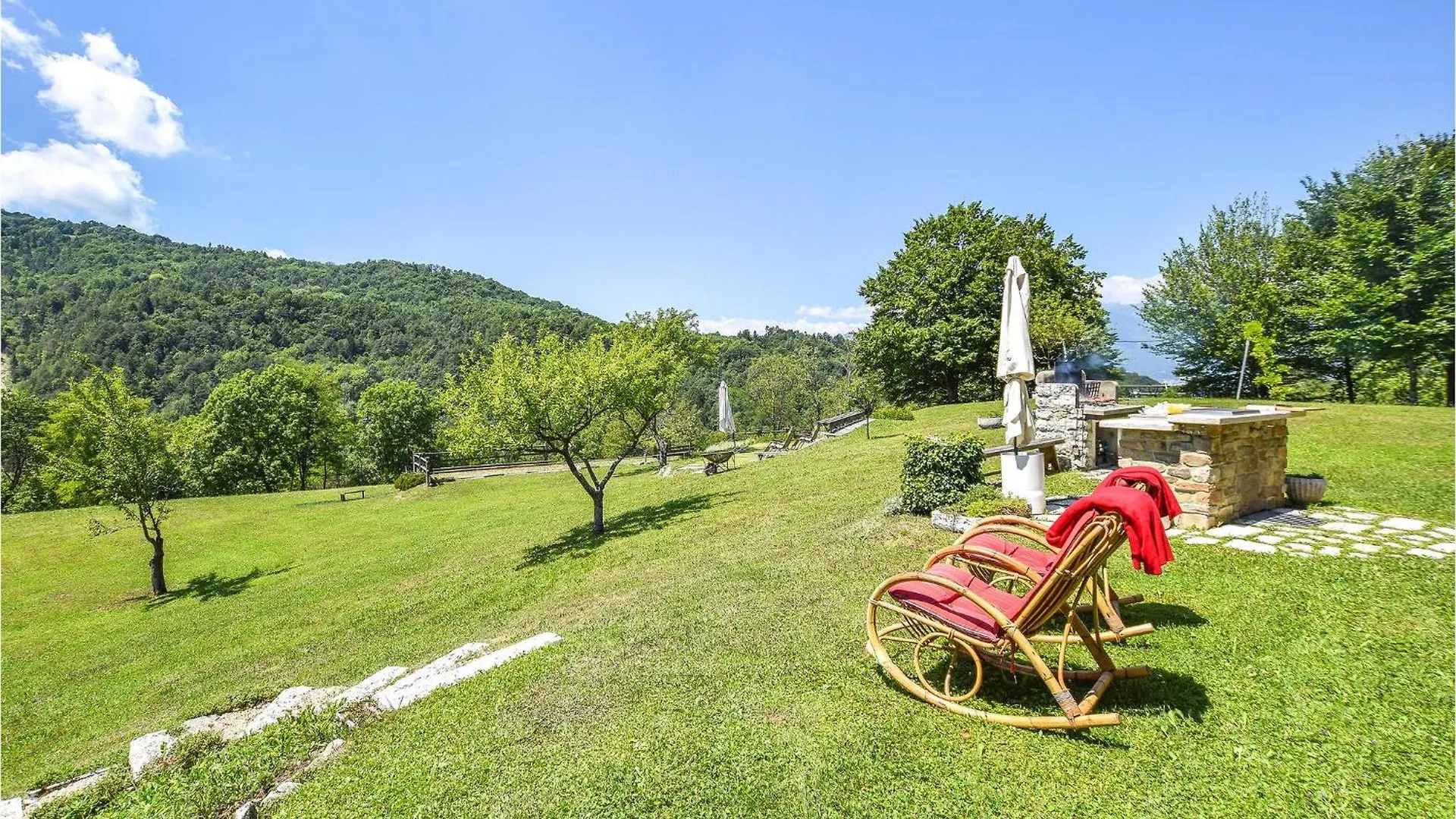 Stunning Home In Borgo Valbelluna With Kitchen Sant'Antonio Tortal