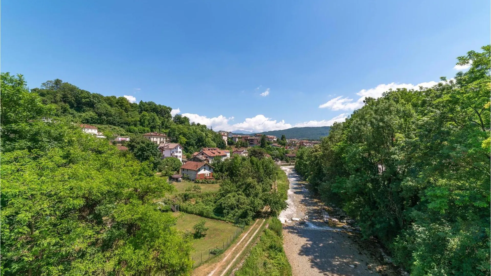 Stunning Home In Borgo Valbelluna With Kitchen Sant'Antonio Tortal