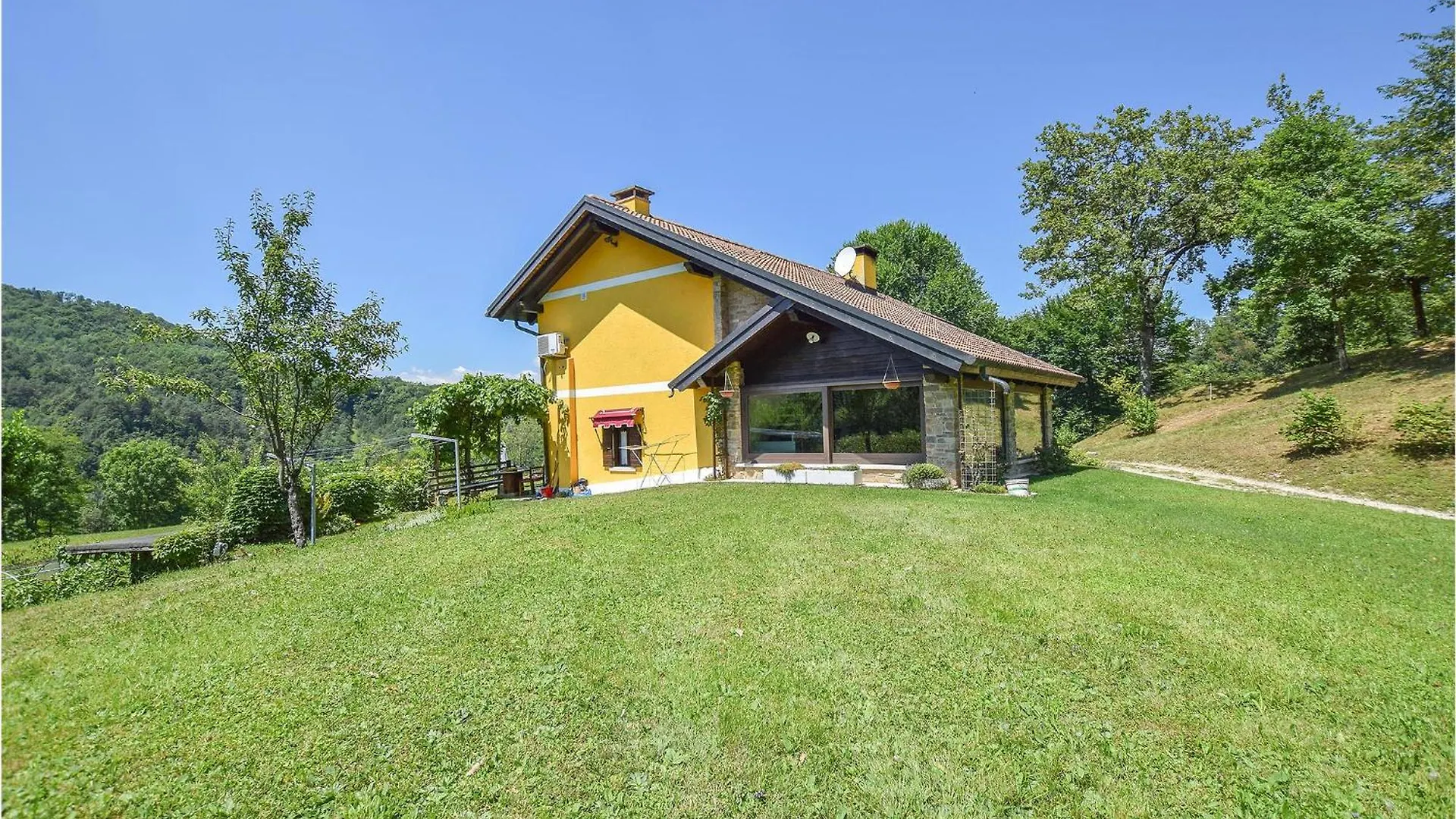 Stunning Home In Borgo Valbelluna With Kitchen Sant'Antonio Tortal 0*,  Italy